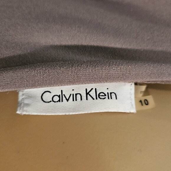 CALVIN KLEIN - Taupe pullover v-neck batwing dress with drawstring waist - Picture 10 of 10